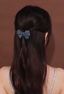 กิ๊บติดผมรูปผีเสื้อประดับเพชร ทรงเรขาคณิต สไตล์เกาหลี สำหรับผู้หญิง ทรงเรียบง่าย ไฮเอนด์ เครื่องประดับผมขนาดเล็ก