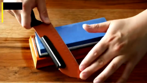 🇸🇬 ReadyStock - Whetstone Premium Double-sided Sharpening Stone of White Corundum Whetstone Knife Sharpener with Anti-Slip Mat 磨刀石