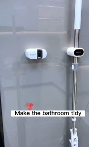 【Homebox】🇸🇬 ECOCO Side & Front Slot Bathroom Mop Holder Broom Holder Hanger Clip Bathroom Holder