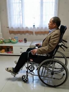 Nawana  วีลแชร์ รถเข็นผู้ป่วย วีลแชร์ พับเก็บได้  วิลแชร์ผู้ป่วย Wheelchair รถเข็นผู้ใหญ่ รถเข็นผู้สูงอายุ
