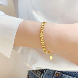 Lắc tay titan nữ chuỗi nguyệt quế thanh lịch sáng màu không đen gỉ