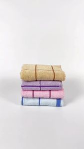 Handuk Ukuran Sedang Isi 4 HD-001