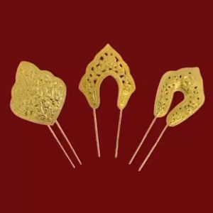 คุณค้นหา ปิ่นปักผม ราคาถูกที่สุด (ขายปลีก-ส่ง) ปิ่นปักผมเจ้าสาว เจ้านาง ตกแต่งชุดไทย ออกงานต่าง ๆ มีหลายแบบ สินค้าพร้อมจัดส่งจากประเทศไทย