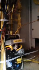 Avr 50A điều chỉnh điện áp cho các loại máy phát điện Mạch điều chỉnh điện áp tự động GAVR-50A