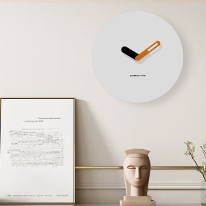 Minimalist Quartz Wall Clock Modern Silent Home Decor Living Room round Shape Wood Material Battery Powered Sculpted Disk Face