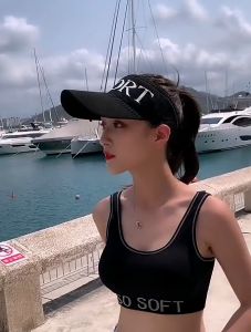 Sun Visor Open-top Hat for Women Men Sports Sun Visor Adjustable UV Protection Sun Hat Cap for Beach Pool Golf Tennis