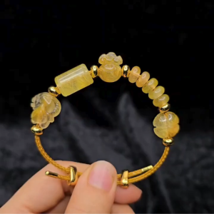 Q2592 Vòng lu thống ngũ điếu cỏ 4 lá hồ ly túi tiền Thạch Anh Tóc Vàng HÀNG XỊN hợp Thổ & Kim - Phong Thủy TUDO