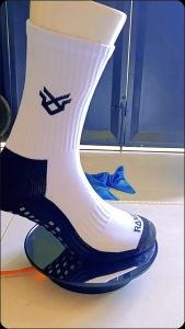 Kaos Kaki FUTSAL ANTI SLIP Sepak Bola Dewasa Maxspeed