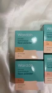 WARDAH EVERYDAY LUMINOUS FACE POWDER 30 GR / LOOSE POWDER / BEDAK TABUR