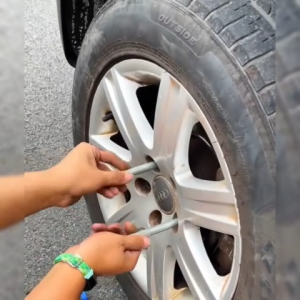 แท่นนำศูนย์ล้อ หมุดจัดตำแหน่งล้อ รูสลักล้อให้ตรงกับดุมล้อ เครื่องมือรถยนต์ สินค้าพร้อมส่งทั่วไทย