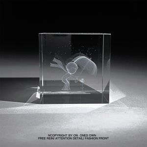 Đồ Trang Trí Pha Lê Trái Tim Của Bạn Là Hoa Hồng Không Thể Thay Thế Quà Tặng Sinh Nhật Lãng Mạn Cho Bạn Bè Đồ Trang Trí Bàn Hiện Đại Tối Giản