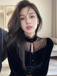 Black Lace Velvet Patchwork Blouse