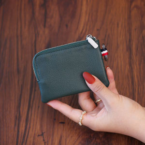 Miniature Genuine Leather Zipper Wallet Compact Coin Key Holder Stylish Compact Size for Men And Women High End Leather Goods