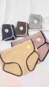 Esuna กางเกงในผู้หญิงไร้ขอบ Womens underwear ระบายอากาศได้ดีไม่อับชื้น เหมาะสมวัยรุ่น นักเรียน ผ้ามีความนุ่มสบาย