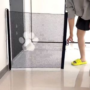 【Heorot】ที่กั้นสัตว์เลี้ยง รั้วยืดหดได้ ม่านรั้วกันสุนัข ประตูกั้นบันได แข็งแรง ติดตั้งง่าย ไม่ต้องเจาะผนัง