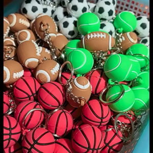 Rantai Kunci Bola Sepak Bola Keranjang Bola Tampar Tenis Ragbi PVC Kreatif Mini Gantungan Kunci Beg Galas Hadiah Bola Tampar