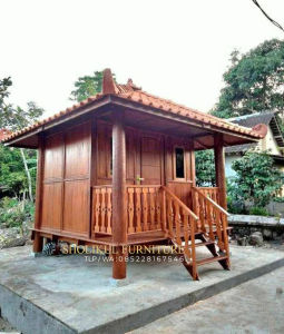 RUMAH KEBUN 3M X 45M KAYU MAHONI