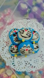 coklat bentuk doraemon cokelat virall cokelat lucu