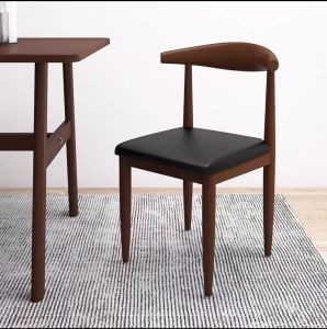 LIWAN | Horn-shaped Soft Cushioned Chair