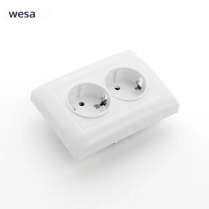 เต้ารับไฟฟ้าสีขาว มาตรฐาน EU ทนไฟ แบบฝังผนัง พร้อมระบบป้องกันไฟฟ้ารั่ว 250V คลาสสิก ทำจากพลาสติกเคลือบสี 250V