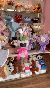 Buket Bunga Artificial Buket Bunga Valentine Kado Romantis Kado Anniversary Kado Ulang Tahun