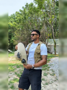 Summer Mens and Womens Outdoor Solar Fan Hat with Built-in Removable Dual Fans with USB Charging Port Suitable for Fishing Sun Protection and Outdoor Leisure