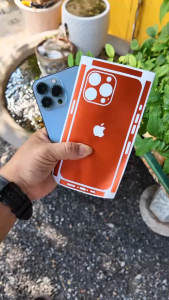 MIẾNG DÁN SKIN LƯNG VIỀN RỜI CHO IPHONE 12 ĐẾN 17 PRO MAX – FULL MÃ.Màu nổi bật trẻ trung cá tính
