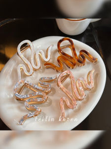 กิ๊บติดผมขนาดใหญ่ทรงคลื่นสำหรับผู้หญิง 2025 กิ๊บติดผมทรงฉลามสำหรับผู้หญิง วัสดุอื่นๆ สไตล์เกาหลี ชิ้นส่วนผมใหม่