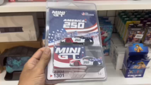 Mô Hình Xe Mini GT MGT01301 Ford Mustang GTD America 250 USA Exclusive (Card Version)