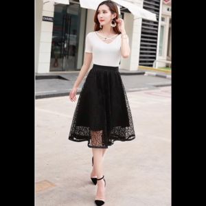 Chân Váy Ren Hoa Trên Gối Thời Trang LCXV23