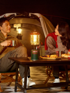 Coleman | Đèn Dầu Dã Ngoại Phong Cách Retro
