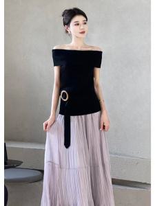 YUEZHONGWEI | Black Knitted Short Sleeve T-Shirt Women Summer Slim Fit French Style Waist Cinched One Shoulder Top Unique Beautiful Commute Style