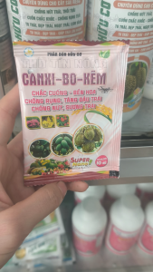 Phân bón hữu cơ Canxi - Bo - Kẽm - Gói 10 ml dùng cho bình 25L (tưới gốc dùng pha 50L)