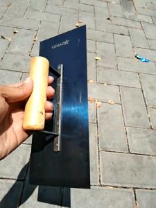 Raskam Roskam Plat Baja Karbon Acian Plester Tembok Trowel gagang kayu Raskam Lancip Polos Gerigi