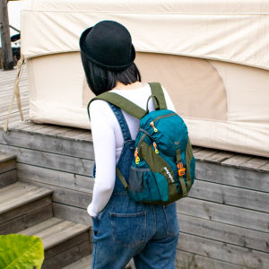JIANGQI | Lightweight Womens Hiking Daypack 15L