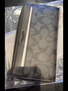 Coach original authentic new leather mens hand-held zipper long wallet F26070 F74977 F22533 Size: 20x10cm
