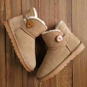 UMIAK Womens Snow Boots Large Size Genuine Cowhide Thickened Fleece Insulation Northern Cotton Shoes Waterproof Short Tube