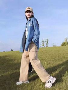 เสื้อเชิ้ตยีนส์หลวมๆ สไตล์วิทยาลัยสำหรับเด็กผู้หญิง ฤดูใบไม้ผลิและฤดูใบไม้ร่วง เสื้อผ้าทำงานลำลอง แขนยาว ปกโปโล คอตตอน 95%