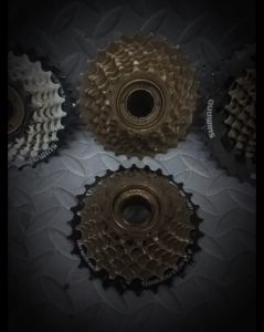 ORIGINAL SHIMANO / DIAMOND SHANGHAI / ATA INDEX / TOP TAIWAN 7 SPEED MEGA RANGE SPROCKET THREAD TYPE