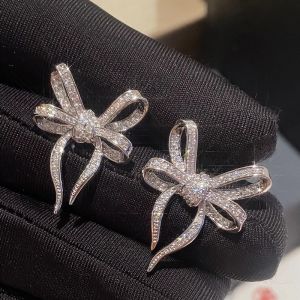 Huitan Exquisite Bow Shaped Stud Earrings for Women Bling Bling Cubic Zirconia Romantic Bowknot Earrings Wedding Trendy Jewelry