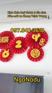 Set 6 quạt giấy Đỏ treo tường trang trí sinh nhật hội nghị lễ hội lễ cưới văn phòng hội nghị trường học mầm non