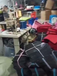 Car Waterproof Pet Carriers Dog Car Seat Dog Cat Seat For  Pet Car Seat For Dogs New Co-Pilot Bag for Car Use