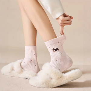 Boneless Anti-odor Socks with Dog Polka Dots and Cartoon Embroidery