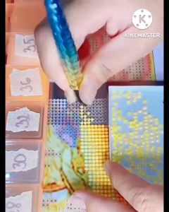 Tranh đính đá quê hương Ngôi làng ven sông (về tự đính) DD9292