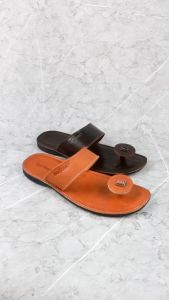 Mletre Sandal Japit Kulit Pria: Sandal Jepit Jempol & Terompah Kulit