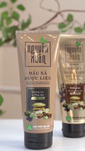 DẦU XẢ DƯỢC LIỆU NGUYÊN XUÂN BỒNG BỀNH HƯƠNG HOA (150ML - 300ML)