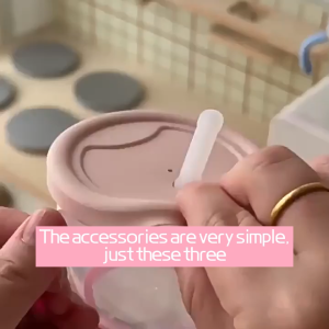 150ml แก้วหัดดื่ม แบบมีปุ่มกดช่วยดื่ม ทำให้เด็กหัดดื่มน้ำได้ง่ายขึ้น