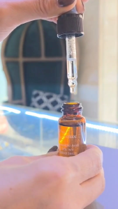 (โปรฯ ฺ1Free1) Csmax L-Ascorbic Acid Topical Serum 25% 10ml . แถม Puffy-Puffy มูสล้างหน้า 170ml.