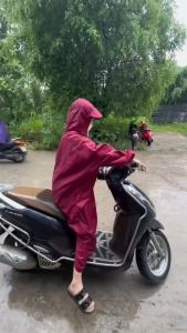 Áo mưa đi xe máy   Áo mưa kín vải dù da cá  siêu bền Hàng cao cấp xưởng Việt Nam sản xuất  áo đi mưa kín toàn thân không sợ ướt .