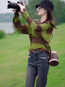 Stripped Fashionable Elegant Relaxed Fit Lazy Style Knitted Sweater